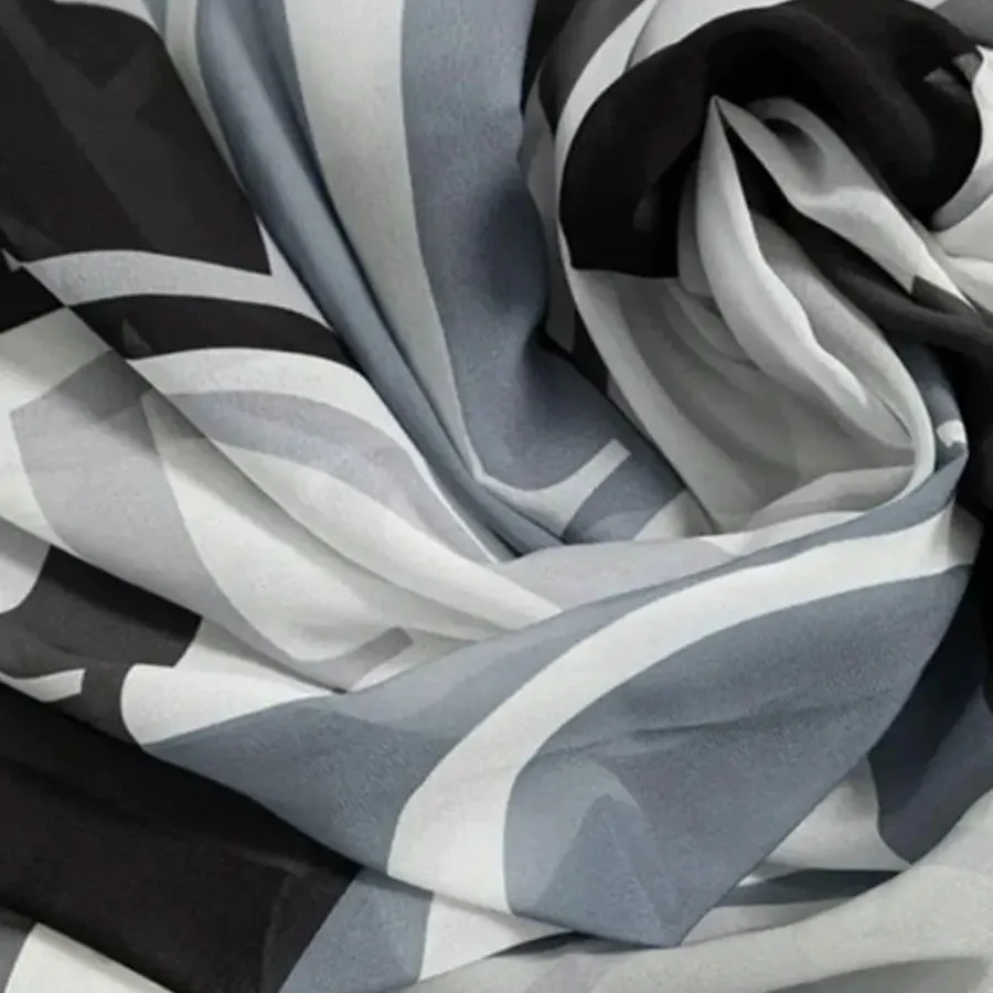 GUESS - Γυναικείο φουλάρι AW5295SIL12-BLA