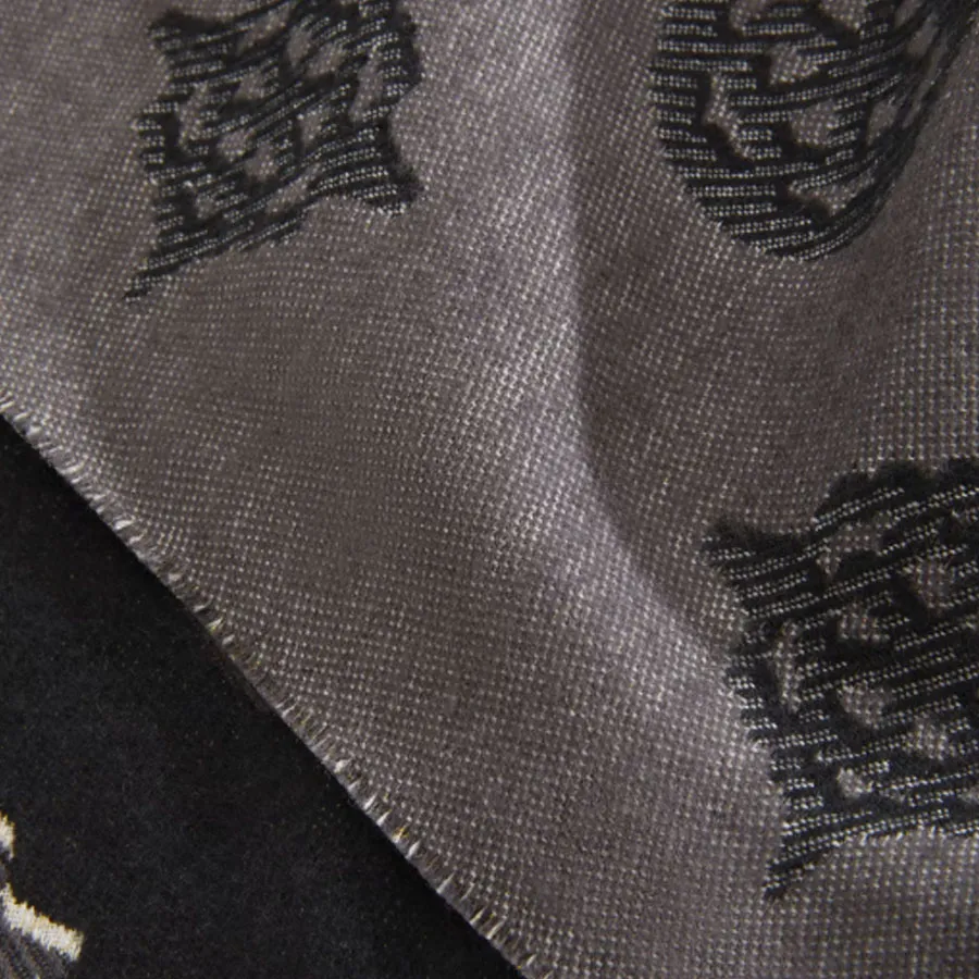 GUESS - Γυναικείο κασκόλ AW5451VIS03-BLO Μαύρο