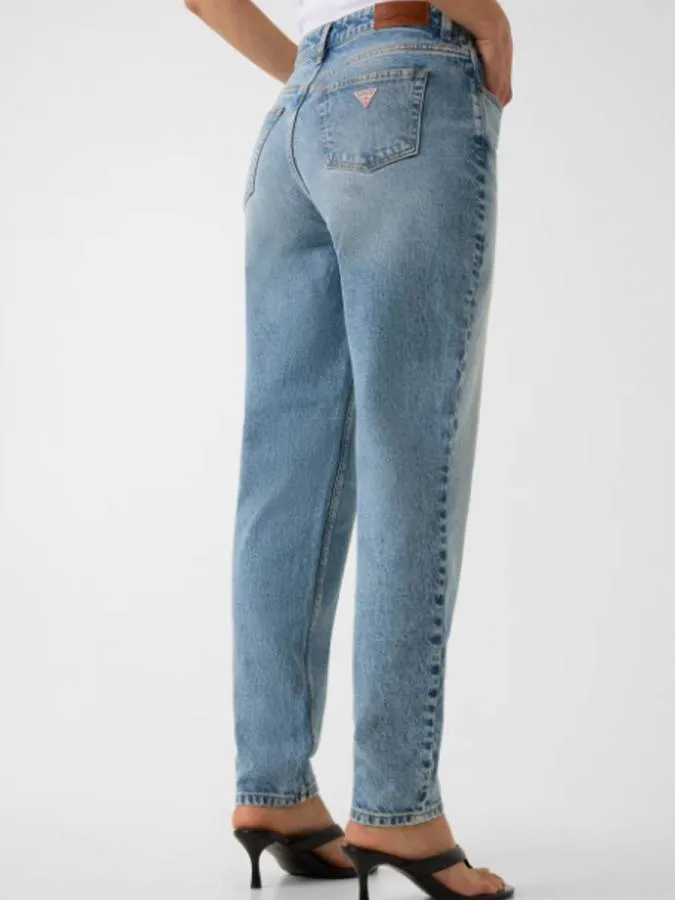 GUESS - Γυναικείο jean Mom Fit W5RA0DD5M4A-GJER Ανοιχτό μπλε