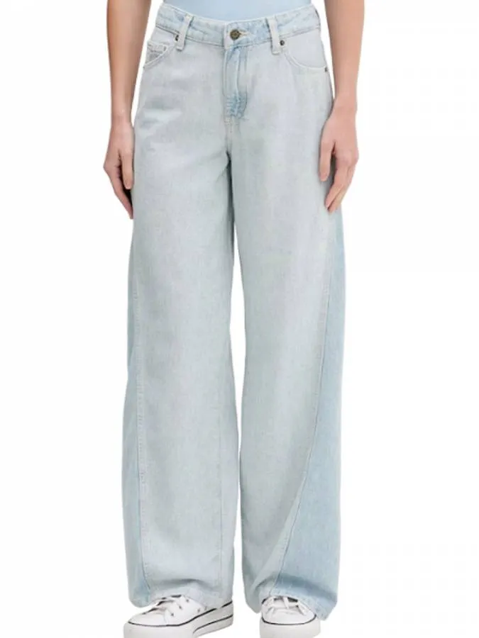 GUESS - Γυναικείο jean W6GA2TD6534-GJER Μπλε