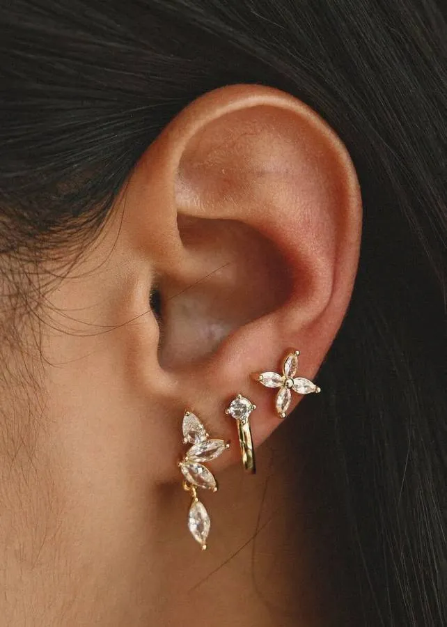 ALMYNOMA - Σκουλαρίκια xρυσά stud με πέτρες ζιργκόν Blossom Gold Studs