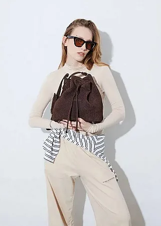 ELENA ATHANASIOU - Γυναικεία τσάντα Net Suede Pouch Bag Καφε