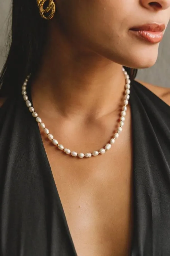 ALMYNOMA - Γυναικείο κολιέ Moon Pearls Gold